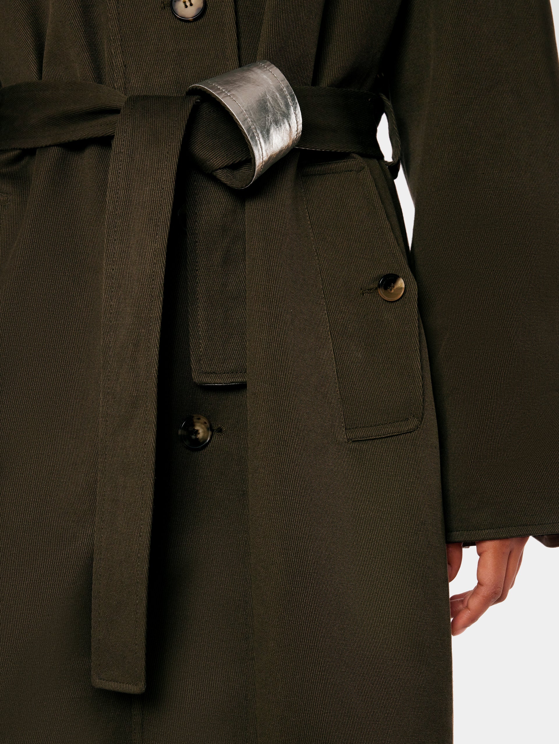 Long coat with metallic details