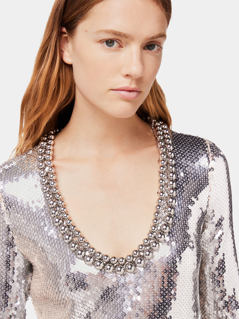 Mini silver sequins dress with round neckline
